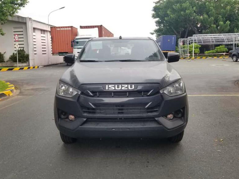 Bán tải rẻ nhất Việt Nam Isuzu D-Max 2021 phiên bản mới giá 479 triệu đồng: Một mình một mảng cạnh tranh Ranger, Hilux - Ảnh 5.