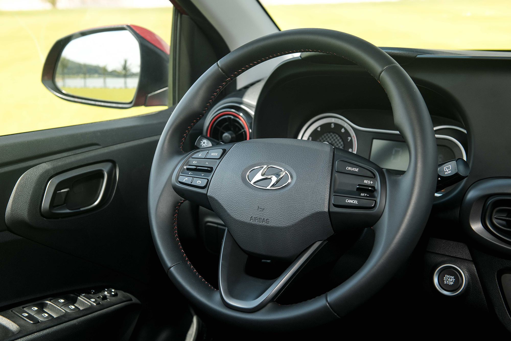 4 trang bị duy nhất Hyundai Grand i10 2021 có trong phân khúc: Một tính năng không có trên bản sedan gây tiếc nuối - Ảnh 3.