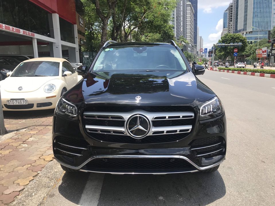 Mercedes-Benz GLS 450 bán mùa dịch: Mới chạy 10.000km đã rẻ hơn Lexus LX 570 gần 3 tỷ đồng - Ảnh 1.
