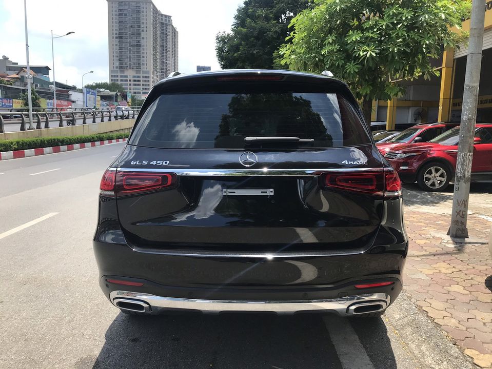 Mercedes-Benz GLS 450 bán mùa dịch: Mới chạy 10.000km đã rẻ hơn Lexus LX 570 gần 3 tỷ đồng - Ảnh 2.