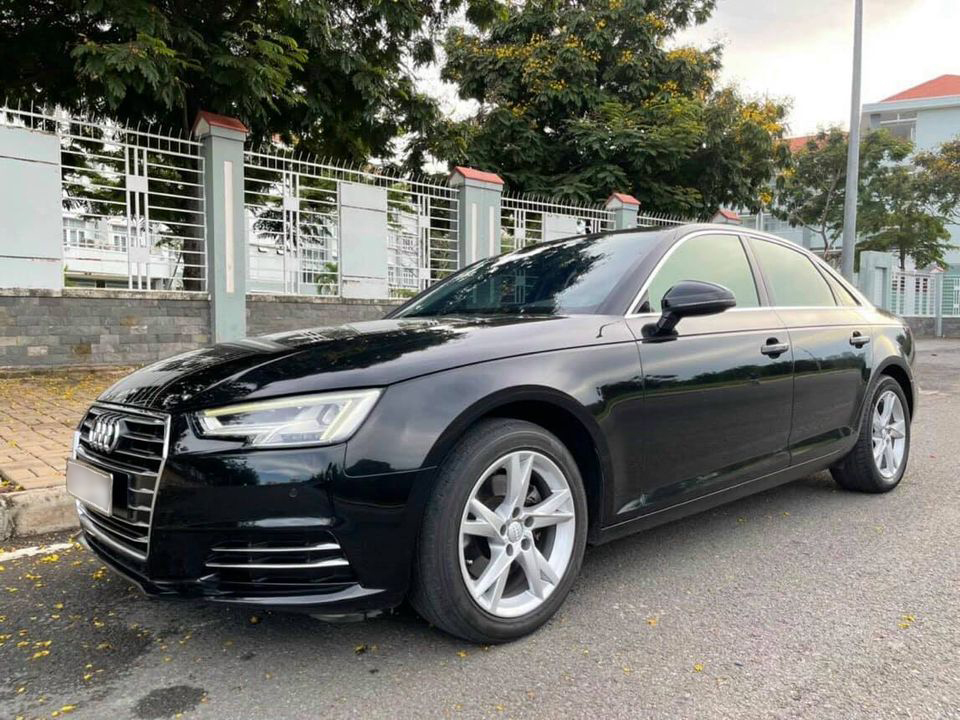 4 năm tuổi, Audi A4 được chủ xe quảng cáo mới 99% rao bán rẻ như Toyota Camry 2021 - Ảnh 1.