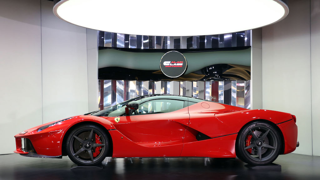 Lộ diện thời gian Ferrari LaFerrari đầu tiên về Việt Nam gia nhập bộ sưu tập siêu xe khủng của nữ doanh nhân 9x - Ảnh 6.