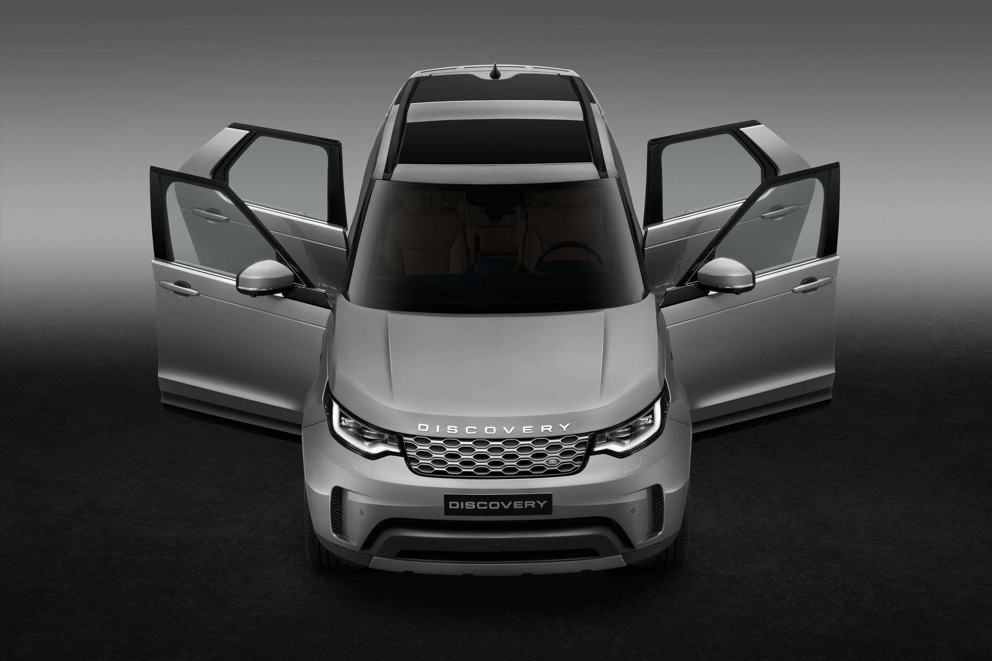 Ra mắt Land Rover Discovery 2021 tại Việt Nam: Giá từ 4,54 tỷ đồng, đối thủ ngang giá của Mercedes GLS và BMW X5 - Ảnh 1.