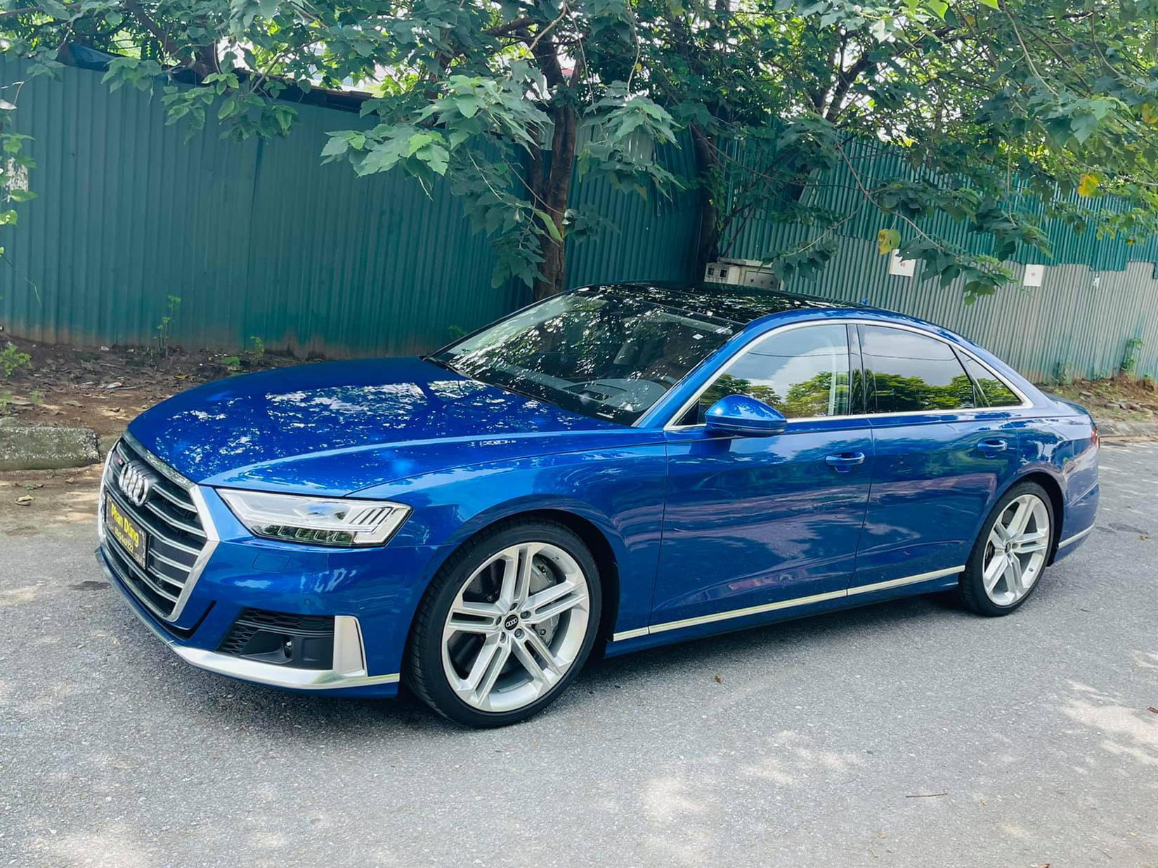 Hàng hiếm Audi S8 2021 về Việt Nam với màu độc cho đại gia mệnh Thủy - Ảnh 1.