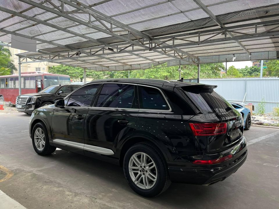 Sau 4 năm, Audi Q7 từng phục vụ tại APEC được bán lại với giá 2,3 tỷ đồng - Ảnh 3.