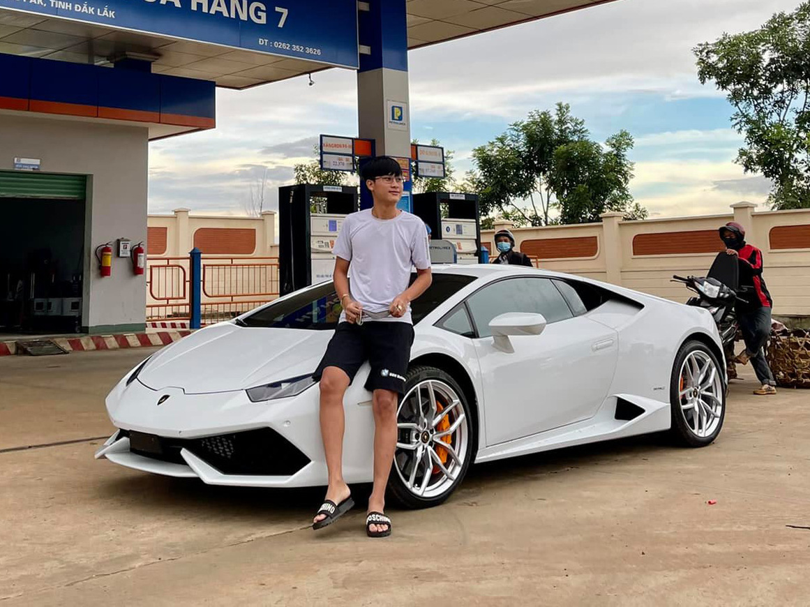 Thú chơi siêu xe của những thiếu gia Gen Z tại Việt Nam: Có người thay xe như thay áo, Lamborghini cũng chỉ để đi chợ - Ảnh 4.