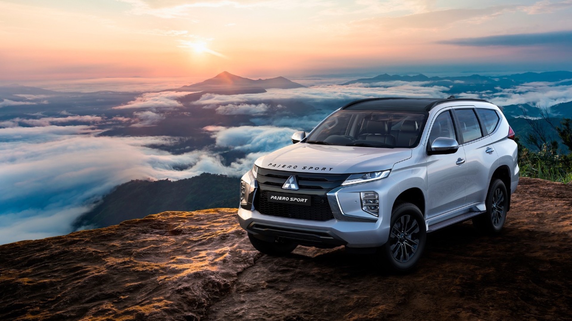 Đánh giá Mitsubishi Pajero Sport 2021 Giá nội ngoại thất