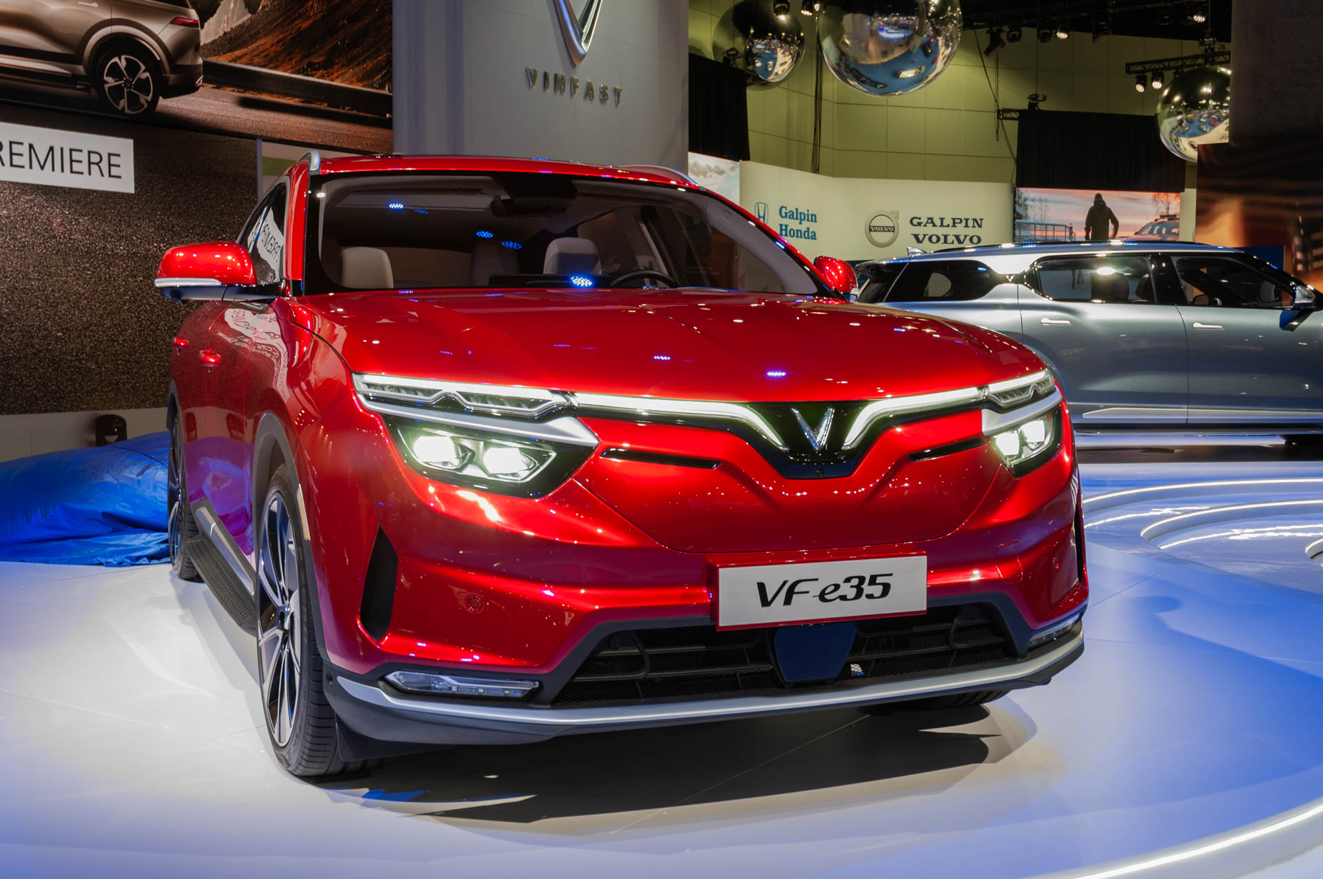 VinFast bất ngờ đổi tên 5 mẫu ô tô điện, nguồn gốc tên gọi khiến nhiều người khó hiểu - Ảnh 2.