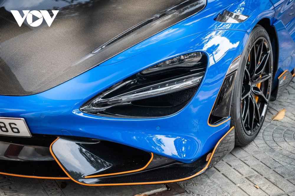 Cận cảnh McLaren 765LT với nhiều trang bị đắt đỏ, giá hơn 30 tỷ đồng tại Việt Nam - Ảnh 2.