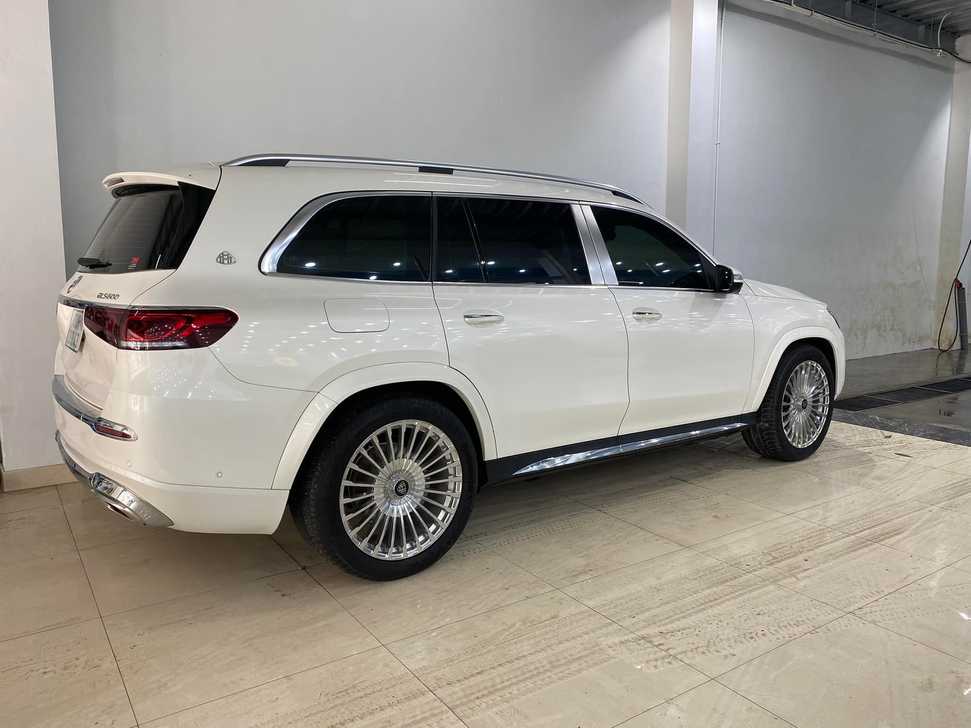 Kỳ Công Độ Kiểu Maybach, Chủ Nhân Mercedes-Benz Gls 450 Rao Bán Xe Sau Chỉ  5.000Km