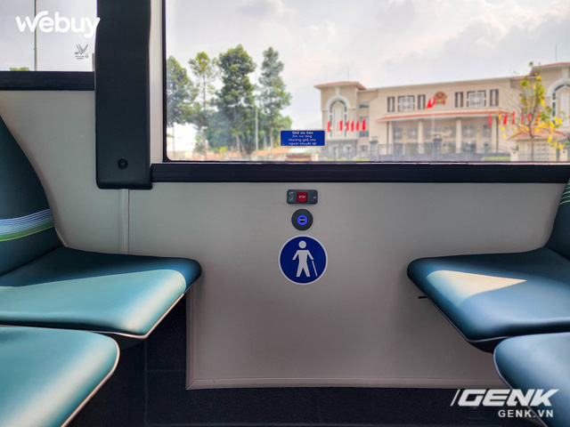 Bỏ 7K trải nghiệm xe buýt điện đầu tiên ở Sài Gòn: Có wifi, cổng sạc USB xài tẹt ga, bonus cực nhiều tiện ích đáng khen  - Ảnh 18.