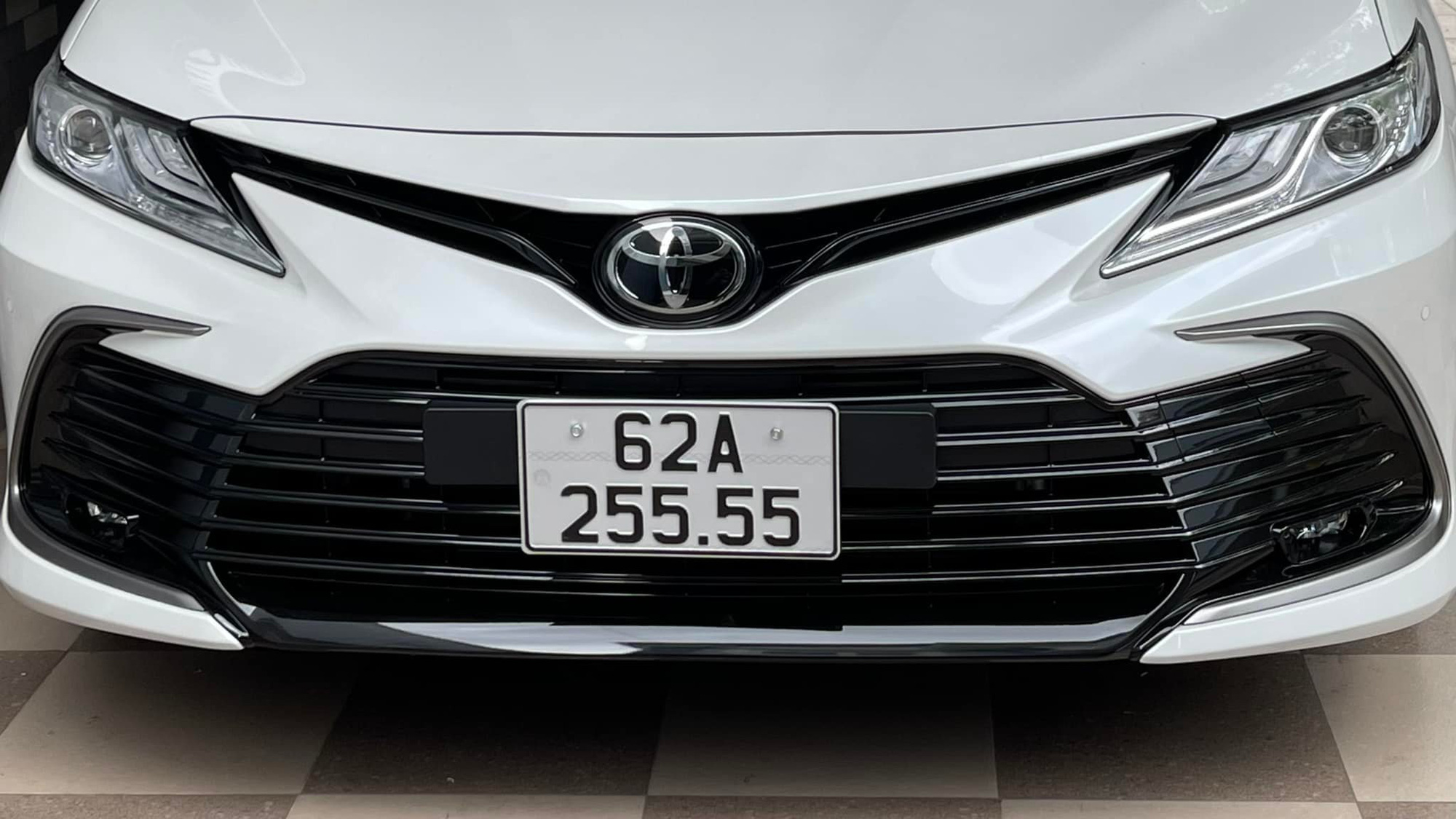 Rộ tin Toyota Camry biển ngũ quý 5 tại Hải Dương được trả 3,5 tỷ đồng, CĐM tư vấn: Không quan trọng số thì bán đổi đời Lexus - Ảnh 3.