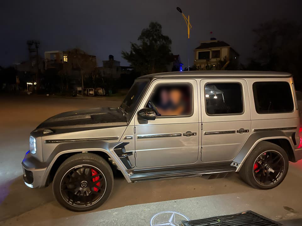 Chưa thỏa mãn với hàng zin, đại gia Quảng Ninh tậu thêm Mercedes-AMG G 63 với bản độ Brabus 800 cực chất - Ảnh 3.