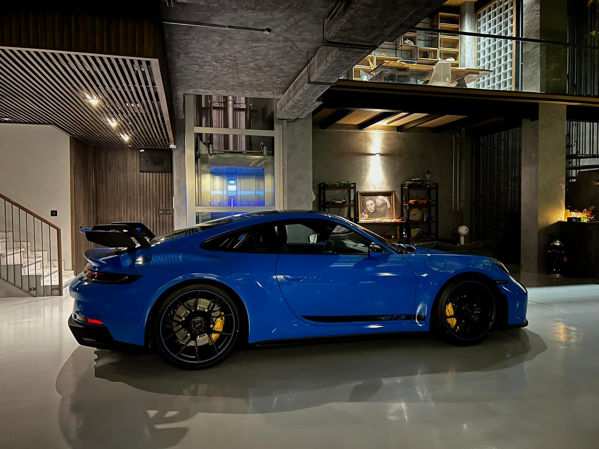 Porsche 911 GT3 của doanh nhân Nguyễn Quốc Cường chính thức ra biển số? - Ảnh 4.