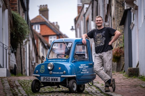 The man who owns the smallest car in the UK, reveals the shocking cost of gas - Photo 3.