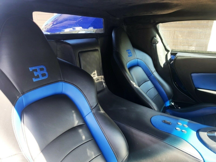 Bugatti Veyron nhái như thật, giá chỉ 3,4 tỷ đồng - Ảnh 3.