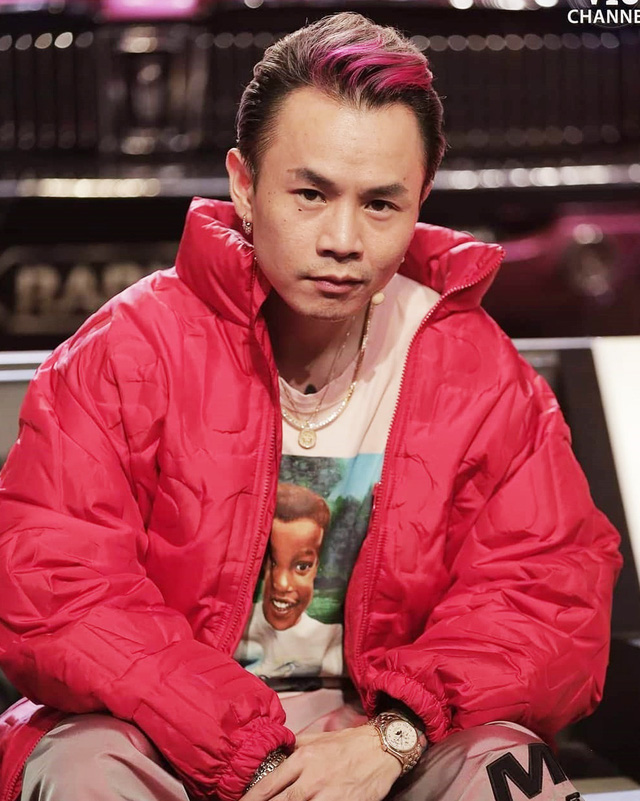 Cuộc sống như ông hoàng của rapper số 1 Việt Nam: Kim cương hàng hiệu dát đầy mình cũng chưa bằng BST ô tô cổ và căn nhà 2 mặt tiền 28 tỷ  - Ảnh 13.