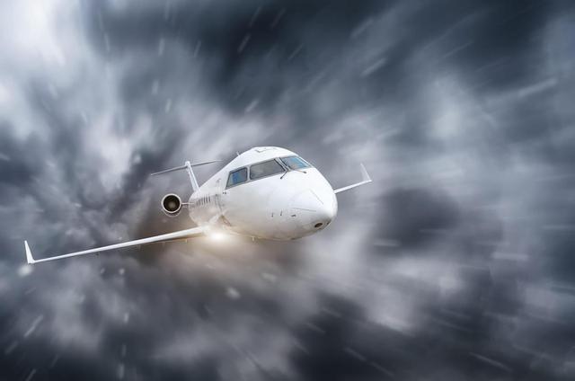 Làm thế nào mà động cơ phản lực của máy bay có thể hoạt động trong mưa lớn và băng giá?  - Ảnh 9.