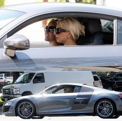 Sở thích tậu xế hộp cổ của doanh nhân Lady Gaga: Bộ sưu tập xe sang trị giá 41 tỷ đồng, gu thẩm mỹ độc đáo không kém bất cứ “đại gia” nào  - Ảnh 7.