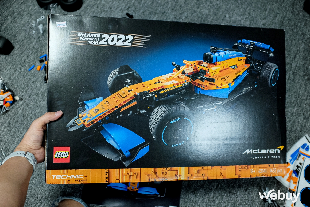 Lần đầu chơi LEGO 1432 mảnh: Mất 10 tiếng mới ghép xong, thành hình xe đua F1 McLaren chân thật từng chi tiết  - Ảnh 2.