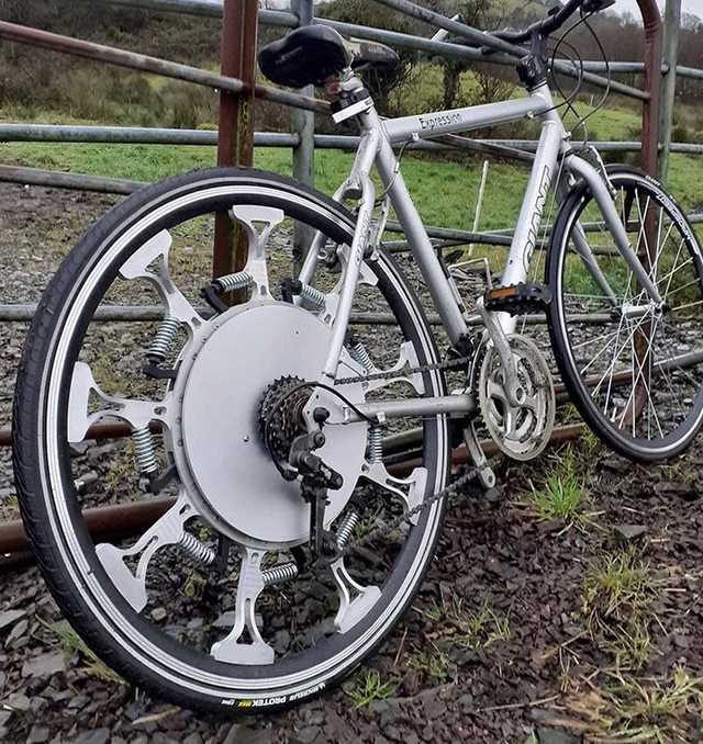 Loại bánh xe đạp biến trọng lượng của người lái thành lực đẩy, đạp khỏe hơn 30% so với bánh xe thường - Ảnh 2.