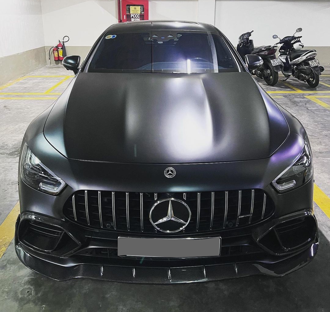 Chơi hàng hiếm chưa đủ, Phương Trinh Jolie và Lý Bình chi hàng trăm triệu độ Mercedes-AMG GT 53 với gói Brabus độc nhất Việt Nam - Ảnh 1.