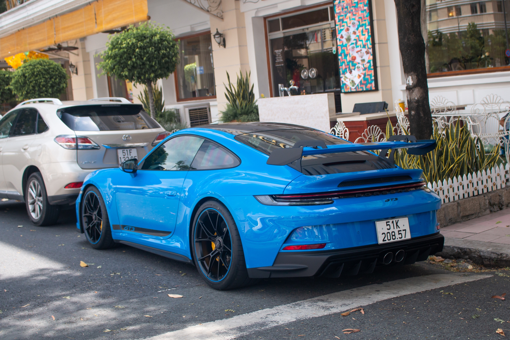 Nhận được tin nhắn từ vợ, doanh nhân Nguyễn Quốc Cường lập tức ngỏ ý tặng chiếc Porsche 911 GT3 vừa mua để xin sắm xe mới - Ảnh 3.