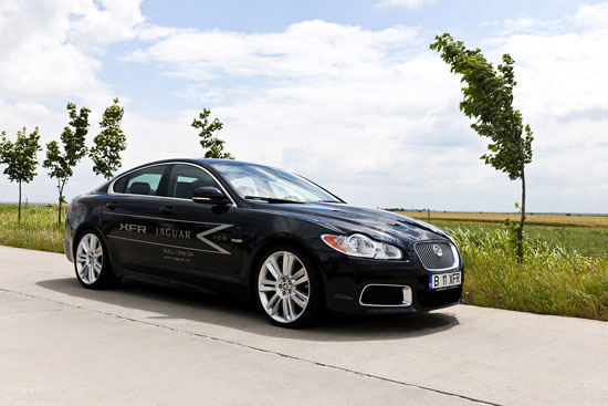 Autopro-2011-Jaguar-XFR-19.jpg