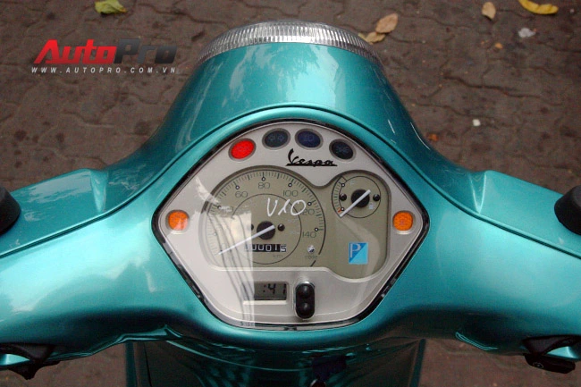 Vespa LX 125 3V ie: Tiết kiệm nhiên liệu tuyệt vời 11