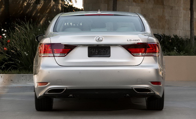 Xe sang đình đám Lexus LS 2013 có giá từ 72.885 USD