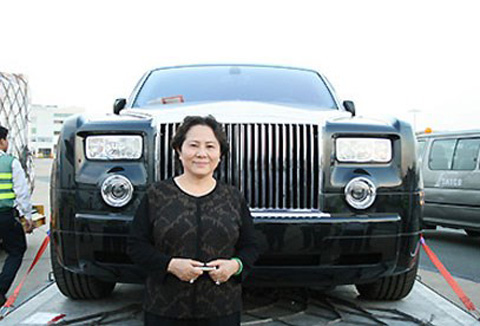 
Chiếc Rolls-Royce Phantom đầu tiên tại Việt Nam của bà Diệp.
