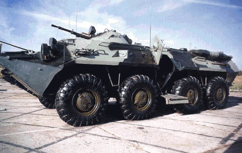 
Xe thiết giáp chở quân BTR-80 của Nga.
