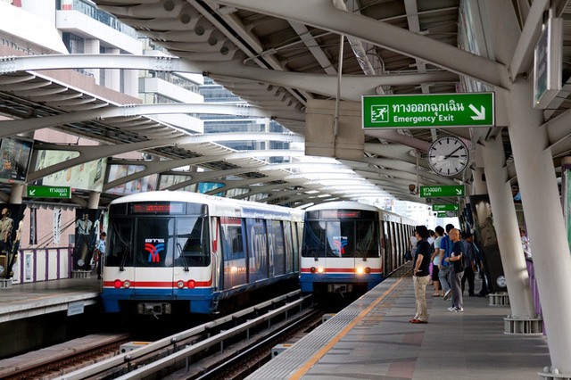 Hệ thống tàu hỏa trên cao (BTS) tại thủ đô Bangkok.