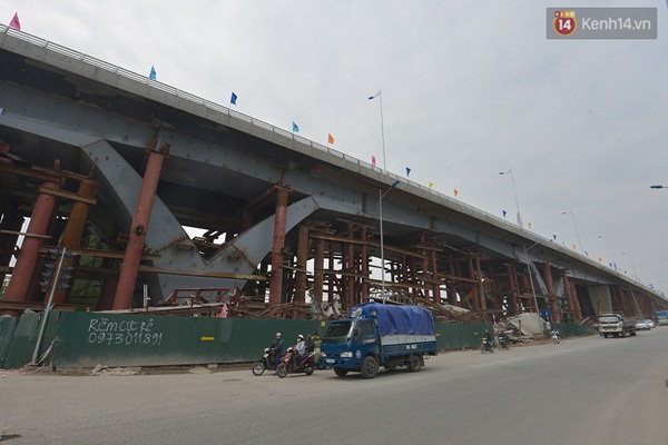 
Dự án có ý nghĩa đặc biệt với thành phố Hà Nội, giúp kết nối các trục quốc lộ vào hệ thống đường cửa ngõ phía Đông Bắc của Thủ đô, góp phần khép kín đường vành đai 2, phục vụ các khu công nghiệp, khu đô thị phía Bắc và Đông Bắc sông Hồng, từ đó thúc đẩy phát triển kinh tế xã hội của thành phố.
