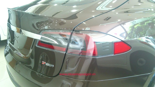 
Chiếc Tesla Model S này thuộc bản P85+ mạnh mẽ. Ảnh: Otosaigon
