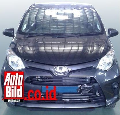 
Toyota Calya hoàn toàn mới bị bắt gặp trên đường thử tại Indonesia trong tình trạng gần như không ngụy trang.
