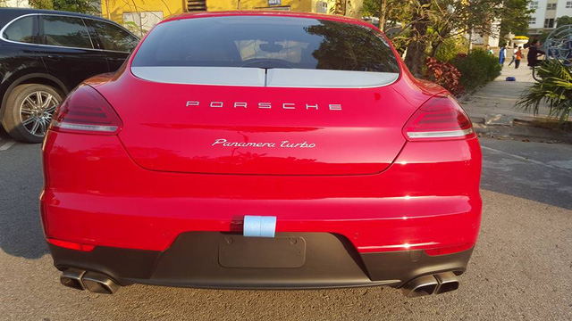 
Porsche Panamera Turbo Exclusive có giá lên đến 9,78 tỷ Đồng. Ảnh: Otofun
