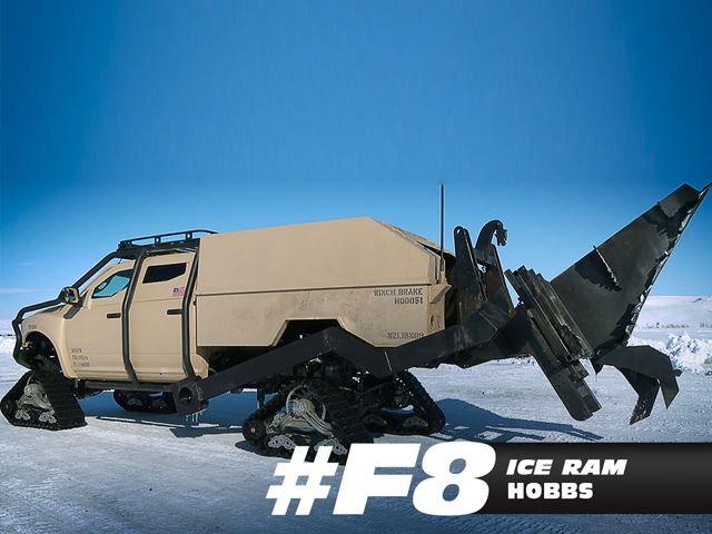 
Tuần này, 5 chiếc xe xuất hiện trong Fast and Furious 8 được trưng diện trên những con đường băng tuyết tại Iceland. Trong đó không thể thiếu những chiếc xe vượt tuyết với bánh xe tăng như thế này.
