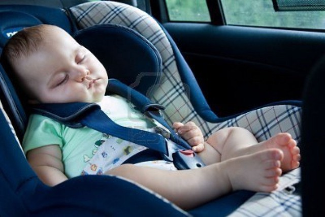 
Trẻ em sẽ an toàn hơn với ghế xe hơi chuyên dụng và phù hợp với kích thước của bé.

