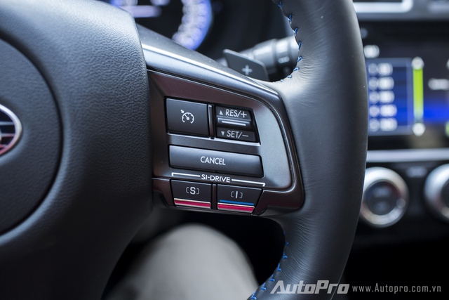 Hệ thống Cruise Control giúp người lái xe thoải mái hơn khi đi đường trường và chế độ lái thông minh SI-Drive mang lại nhiều cảm xúc lái hơn.