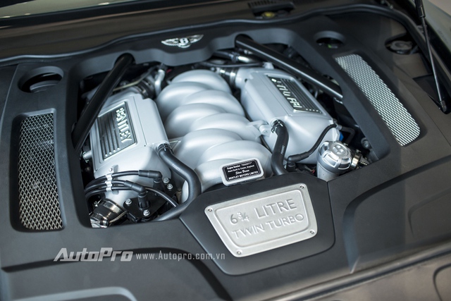 
Bentley Mulsanne Speed 2016 được trang bị động cơ V8 Twin Turbo, dung tích 6,75 lít, sản sinh công suất tối đa 530 mã lực tại vòng tua máy 4.200 vòng/phút và mô-men xoắn cực đại 1.100 Nm tại vòng tua 1.750 vòng/phút. Bên cạnh đó, xe còn được trang bị hộp số tự động 8 cấp thể thao kết hợp hệ dẫn động cầu sau.
