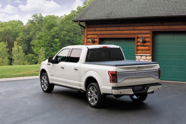 Xe bán tải cỡ lớn như Ford F-Series cũng không thể đứng ngoài xu hướng điện hóa phương tiện hiện nay.