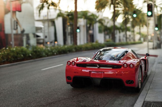 
Chiếc siêu xe Ferrari Enzo từng thuộc về Floyd Mayweather.
