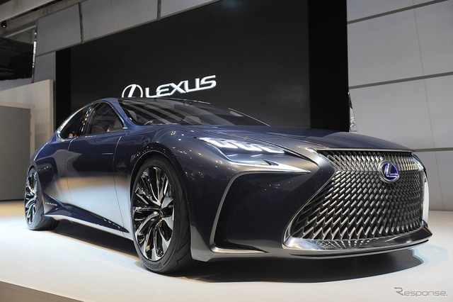 
Hãng Lexus đã chính thức vén màn mẫu xe concept LF-FC hoàn toàn mới trong triển lãm Tokyo 2015. Dự đoán, LF-FC chính là hình ảnh xem trước của Lexus LS thế hệ mới.

