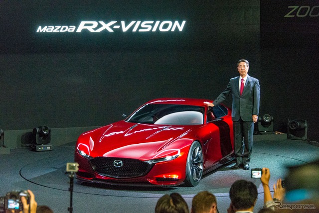
Hãng Mazda đã chính thức trình làng mẫu xe concept được nhiều người mong đợi tại triển lãm Tokyo 2015, khai mạc vào ngày hôm nay, 28/10 ở Nhật Bản.
