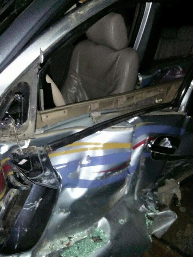 
Chiếc Toyota Fortuner bị hư hỏng nặng tại hiện trường vụ tai nạn. Ảnh: 141 Hà Nội
