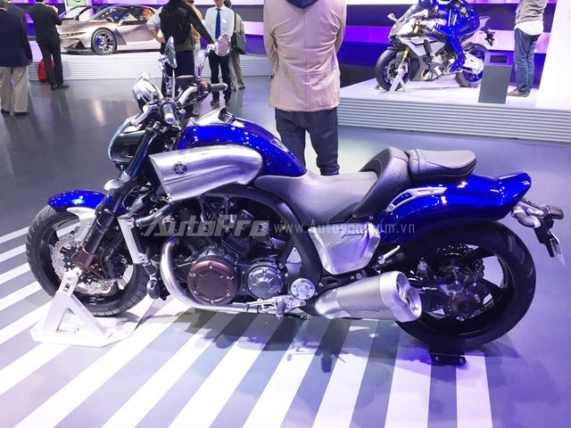 
Yamaha Vmax với khối động cơ V4, dung tích lên đến 1.679 cc.
