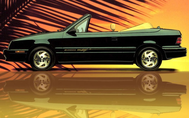 Dodge Shadow: Mẫu xe của Mỹ được mệnh danh “siêu nhiên” và nổi tiếng bởi tốc độ ở thời của nó, bởi vì nó sẽ “biến mất” khỏi tâm trí người xem ngay sau khi họ được diện kiến. Cái tên Shadow – Bóng tối gợi chút liên tưởng rùng rợn rất Halloween.