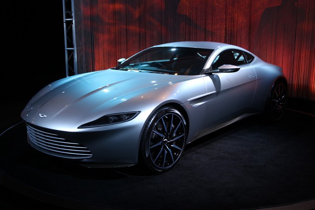 DB10 ra đời dựa trên nền tảng của đàn anh V8 Vantage, tuy nhiên được hãng xe Anh Quốc chăm chút lại.