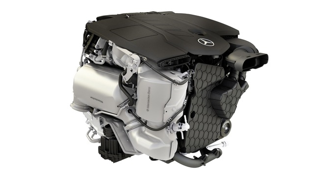 
Ảnh dựng 3D của động cơ dầu trên mẫu Mercedes E220d.
